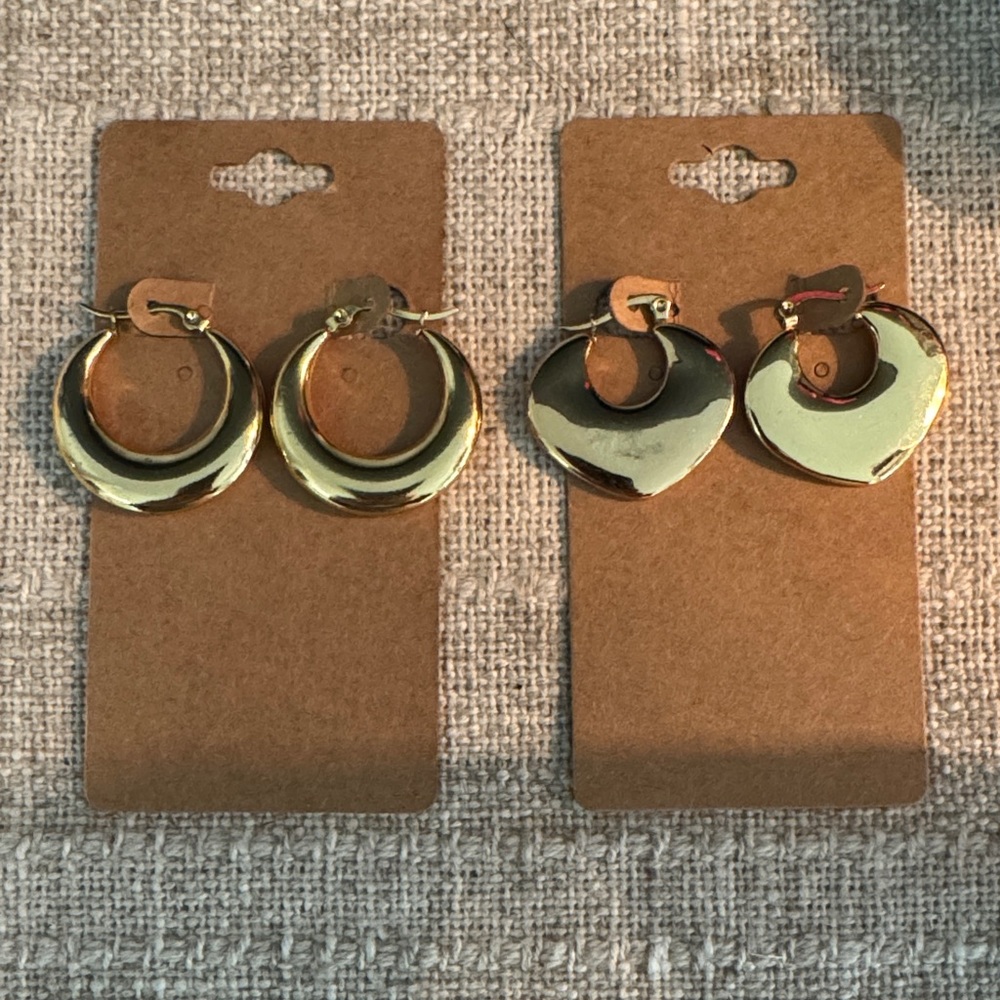 Gold Hoop Earrings Set